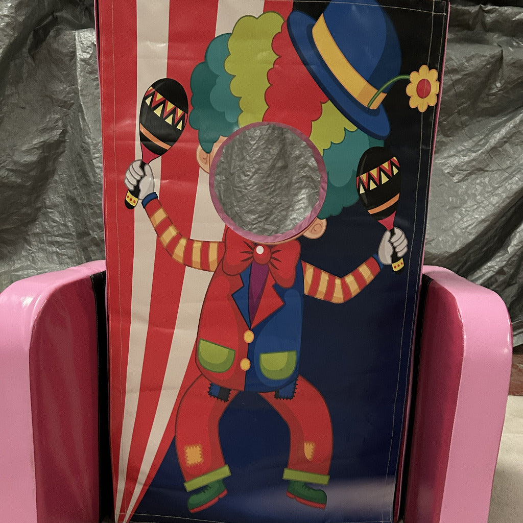 Circus ‘Face in Hole’  Peek a Boo Pink