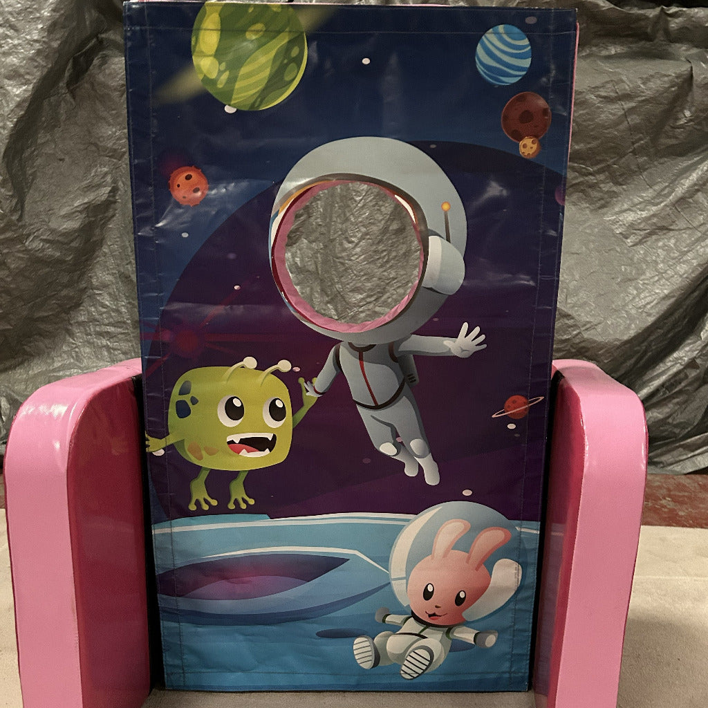 Space ‘Face in Hole’  Peek a Boo Pink