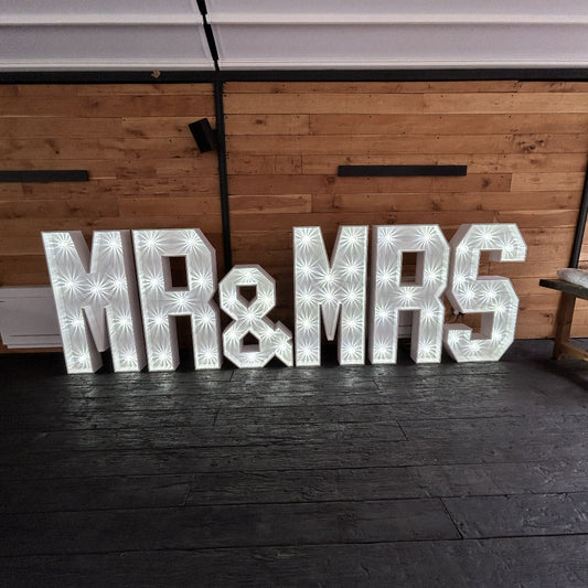 4ft LED MR & MRS Letters