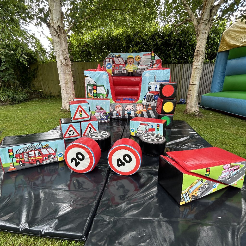 Car /Traffic / Transport Ball Pool Red
