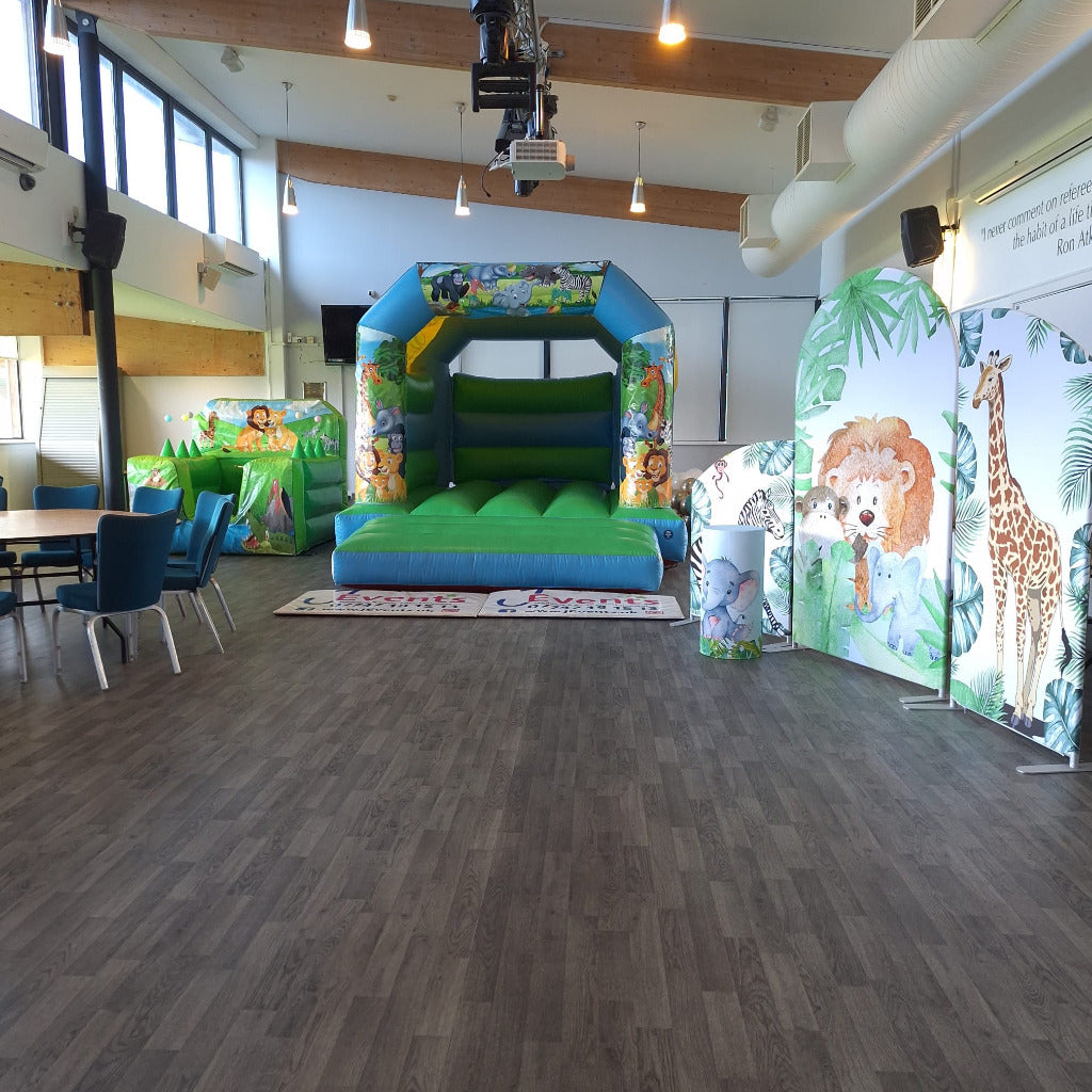 4ft, 6ft & 7ft Sail Backdrops & Plinth Package Jungle Themed