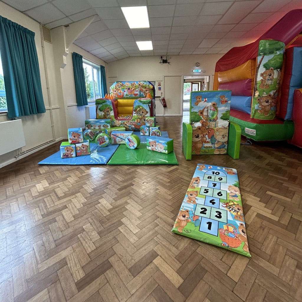 Face in Hole Peek a Boo