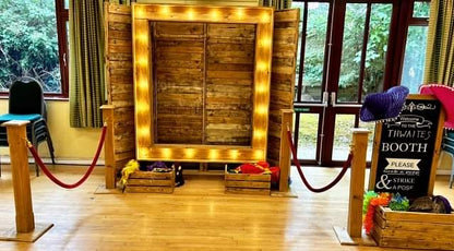 Rustic DIY Photo Booth (without light up frame)