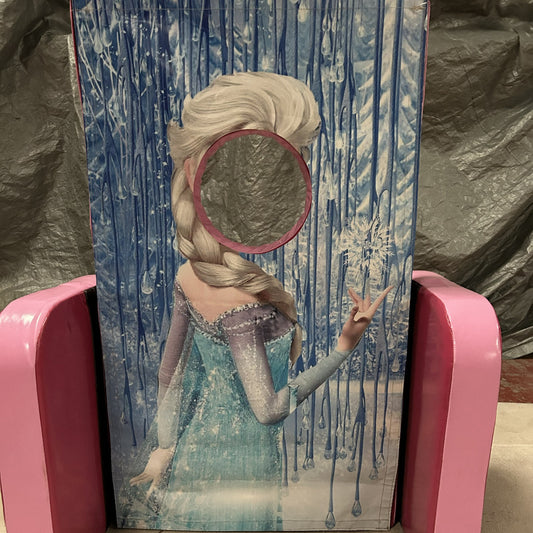 Frozen ‘Face in Hole’  Peek a Boo Pink