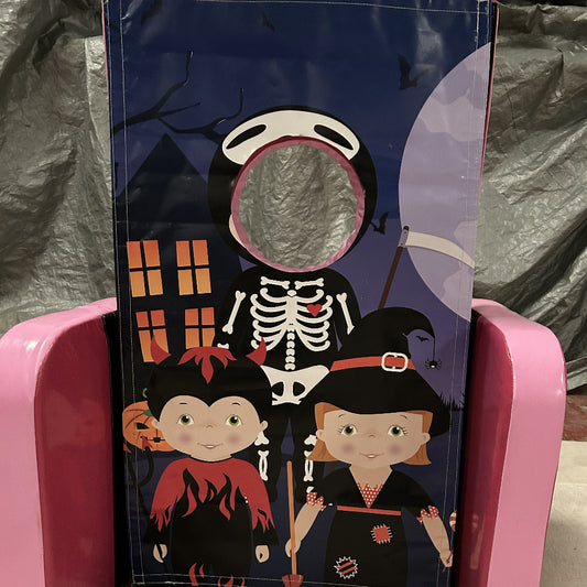 Halloween ‘Face in Hole’  Peek a Boo Pink