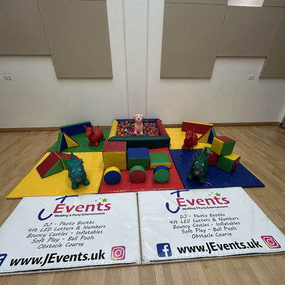 Animal Hoppers, Ball Pool & Soft Play Package (Choose Your Theme / Mixed Colours)