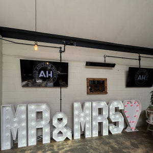 4ft LED MR & MRS Letters & Heart