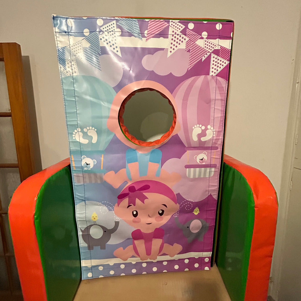 Gender Reveal Baby ‘Face in Hole’  Peek a Boo Green