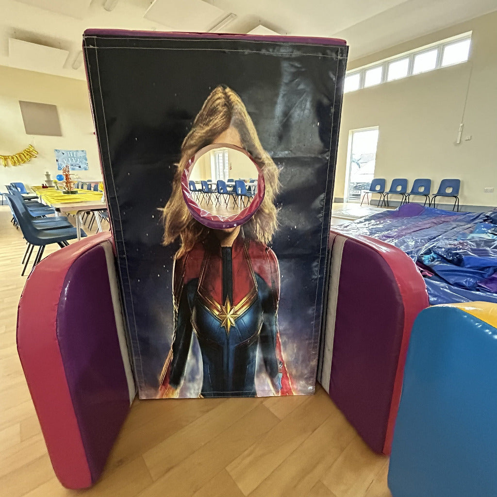 Captain Marvel ‘Face in Hole’  Peek a Boo Pink & Purple
