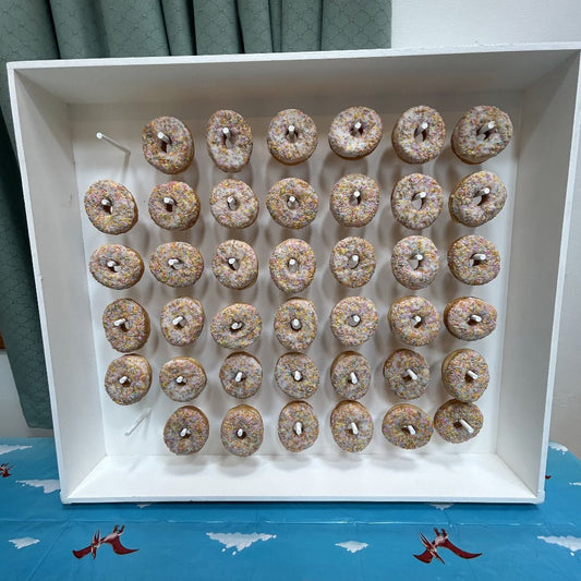 Donut / Doughnut Wall