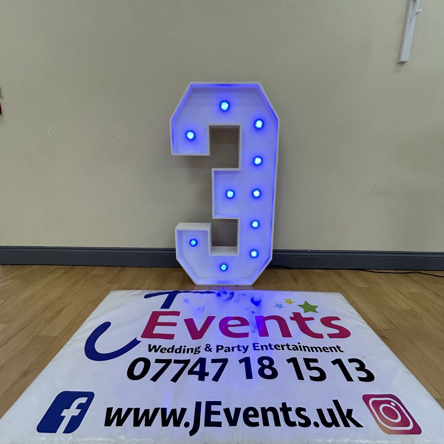 4ft LED Light Up Number 3