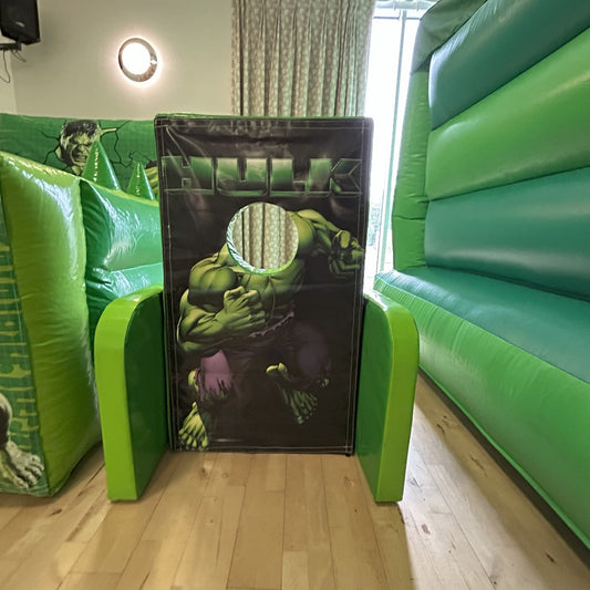 Hulk ‘Face in Hole’  Peek a Boo Green