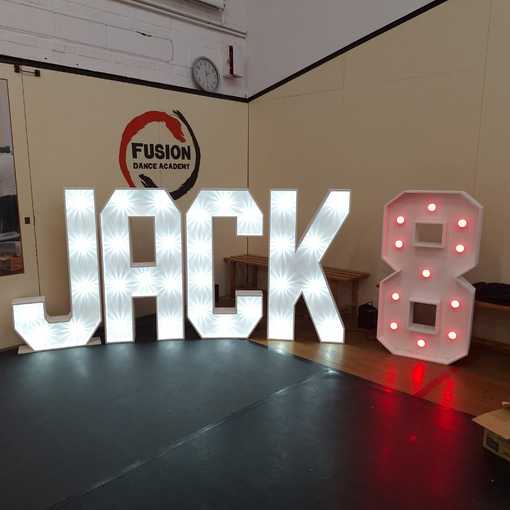 4ft LED 4 x Letters & 1 x Number