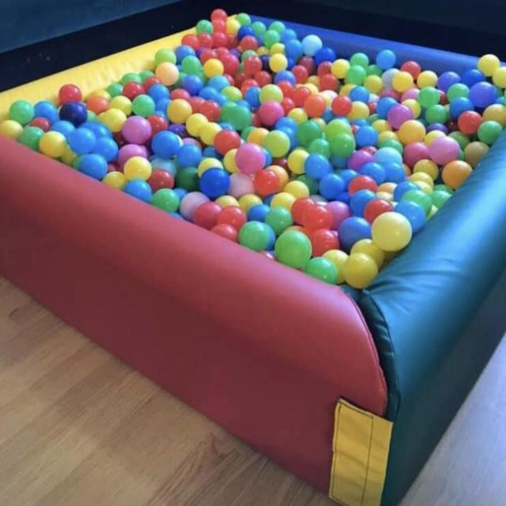 Multicoloured Ball Pool